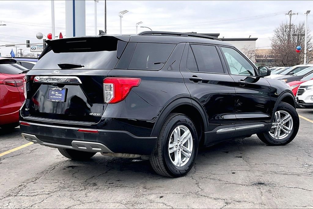 Certified 2024 Ford Explorer XLT w/ Equipment Group 202A image 11