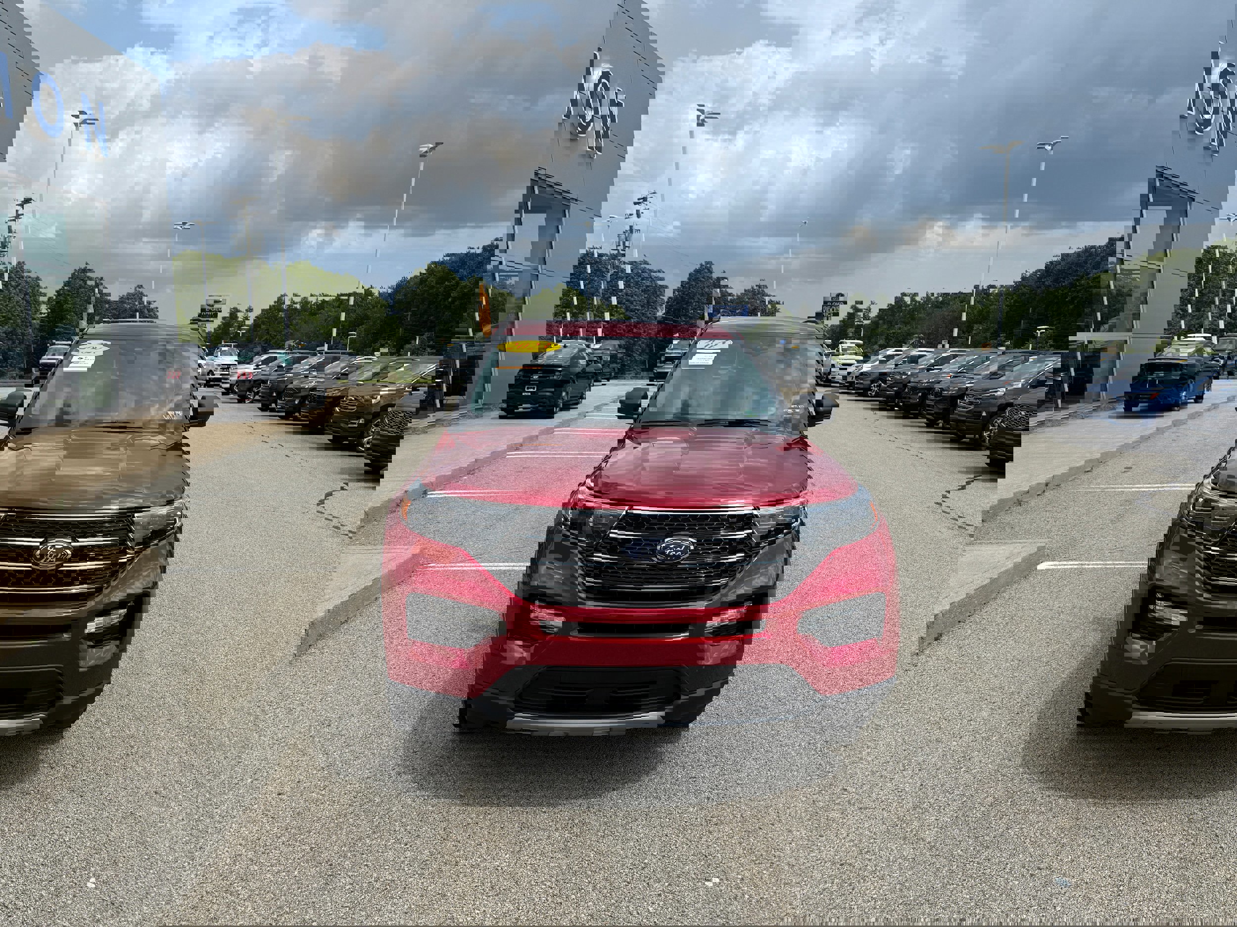 Certified 2023 Ford Explorer XLT w/ Equipment Group 202A image 8