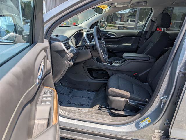 Used 2023 GMC Acadia SLE AWD/4WD image 2