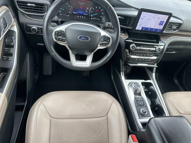 Certified 2023 Ford Explorer Limited w/ Equipment Group 301A image 22