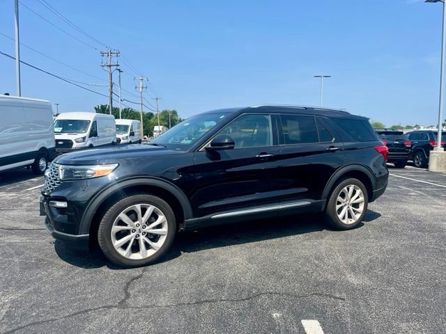 Certified 2024 Ford Explorer Platinum w/ Technology Package AWD/4WD image 7