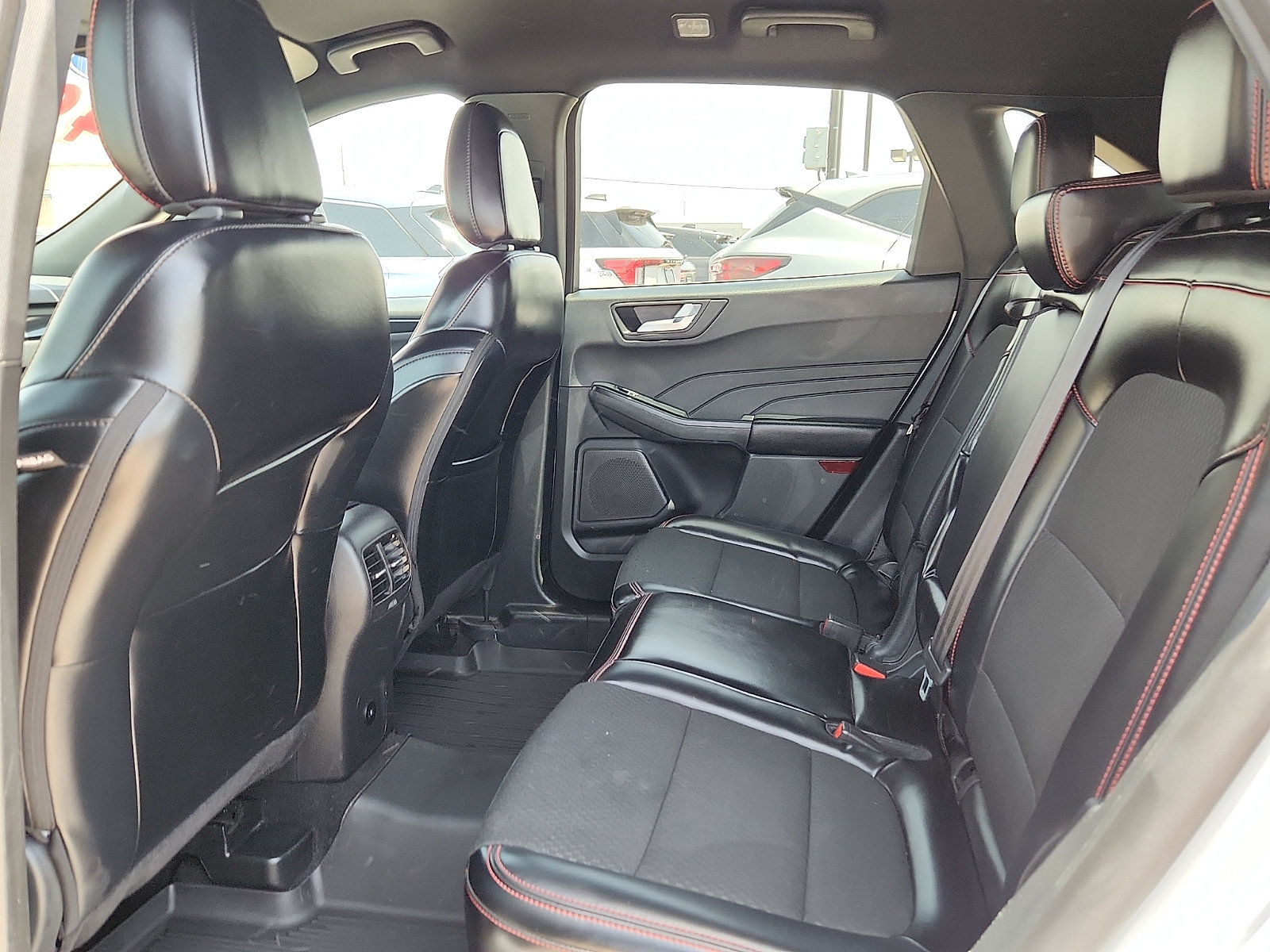 Certified 2025 Ford Escape ST-Line FWD image 9