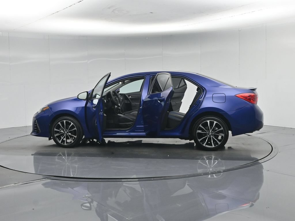Used 2017 Toyota Corolla SE w/ Carpet Mat Package (TMS) FWD image 34