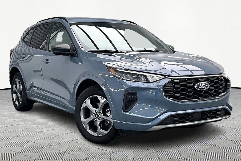 Certified 2023 Ford Escape ST-Line w/ Tech Pack #1 image 5