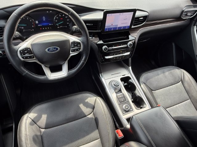 Certified 2022 Ford Explorer Limited w/ Equipment Group 301A AWD/4WD image 36