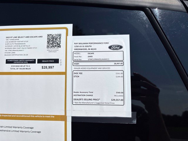 Certified 2025 Ford Escape ST-Line Select AWD/4WD image 3