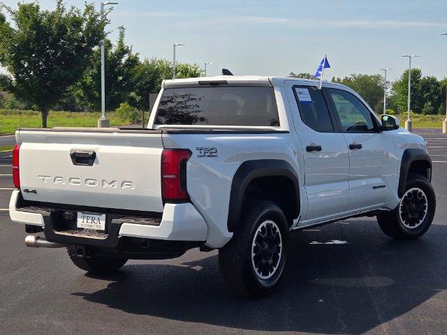 Used 2024 Toyota Tacoma TRD Off-Road AWD/4WD image 11