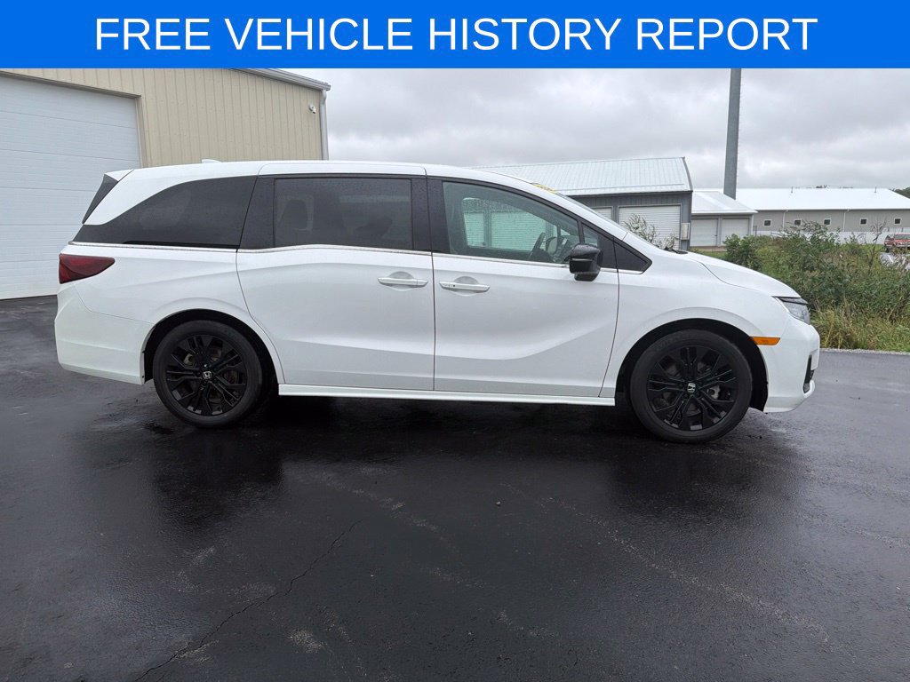 Used 2025 Honda Odyssey Sport-L image 3