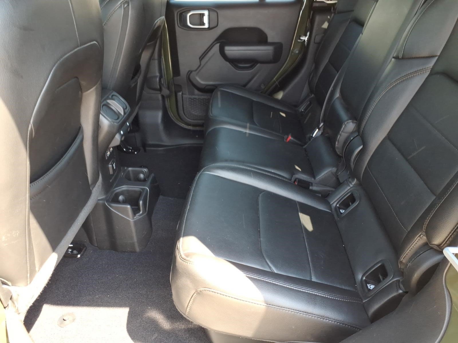 Used 2023 Jeep Gladiator Sport AWD/4WD image 28