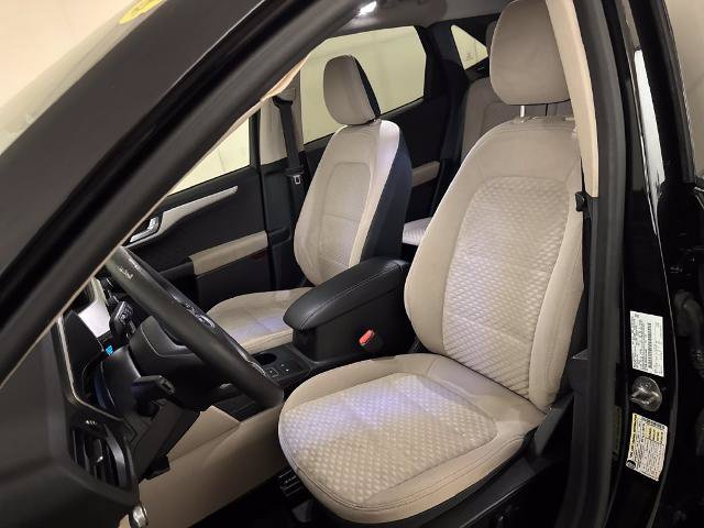 Certified 2020 Ford Escape SE FWD image 16