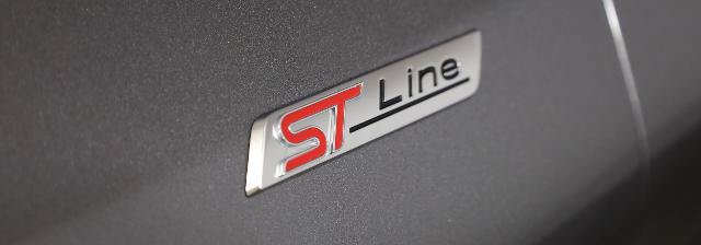 Certified 2022 Ford Explorer ST-Line w/ Class IV Trailer Tow Package AWD/4WD image 38