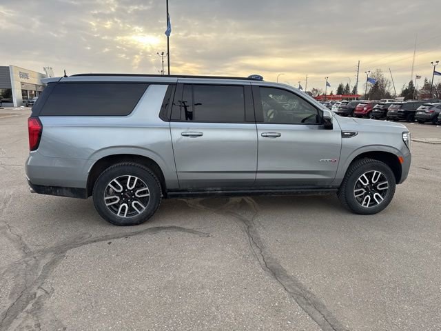 Used 2024 GMC Yukon XL AT4 w/ AT4 Premium Plus Package image 11