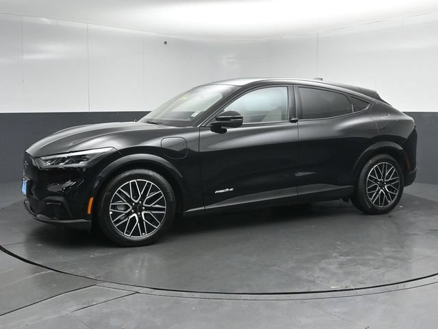 Certified 2025 Ford Mustang Mach-E Premium RWD image 4