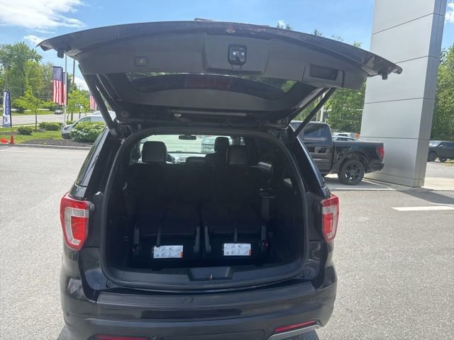 Certified 2019 Ford Explorer XLT w/ Equipment Group 202A AWD/4WD image 9
