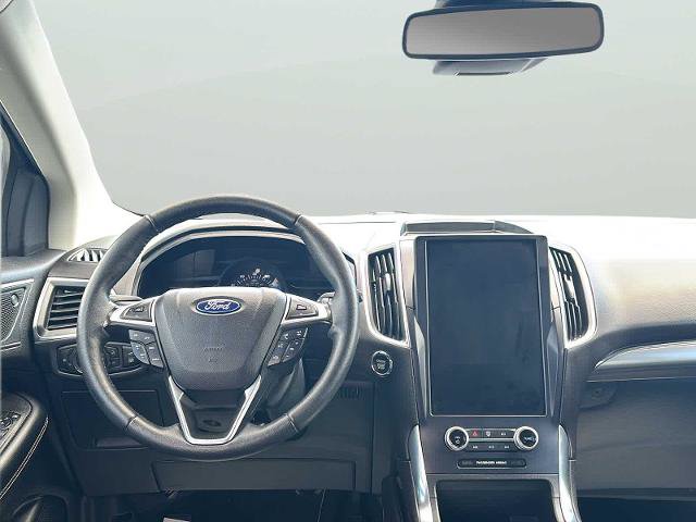 Certified 2024 Ford Edge Titanium AWD/4WD image 16