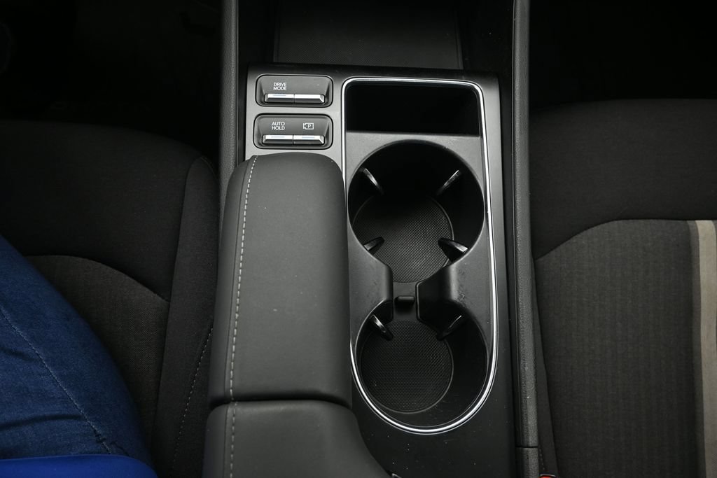 Used 2025 Hyundai Sonata SEL FWD image 35