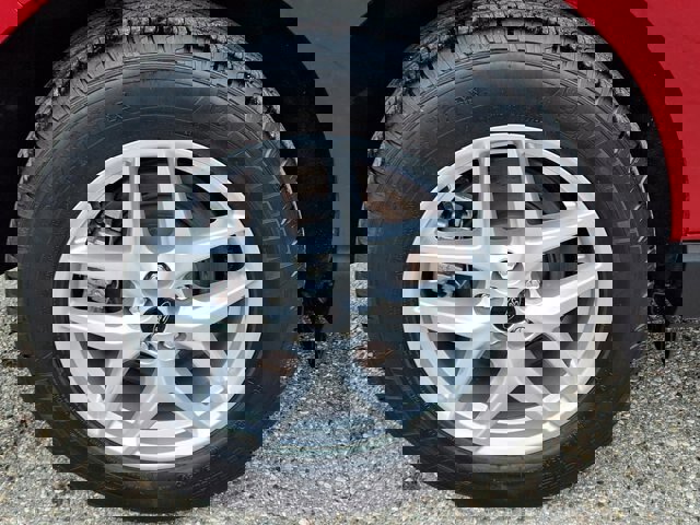 Certified 2024 Ford Edge SEL w/ Convenience Package image 28