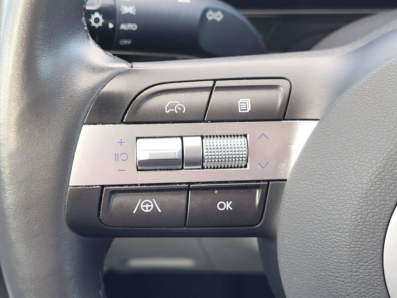 Used 2025 Hyundai Kona SEL FWD image 22