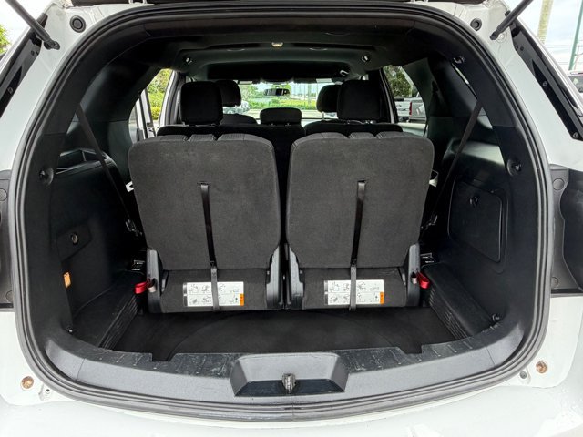 Certified 2017 Ford Explorer XLT FWD image 20