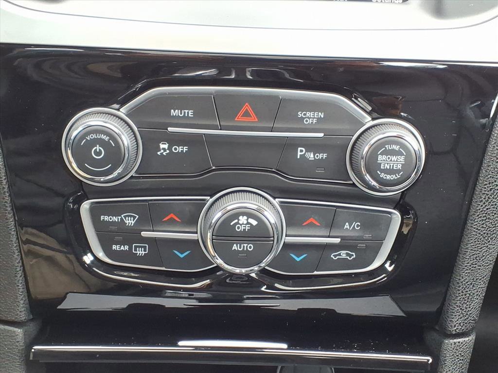 Used 2023 Chrysler 300 Touring L w/ Popular Equipment Group image 24