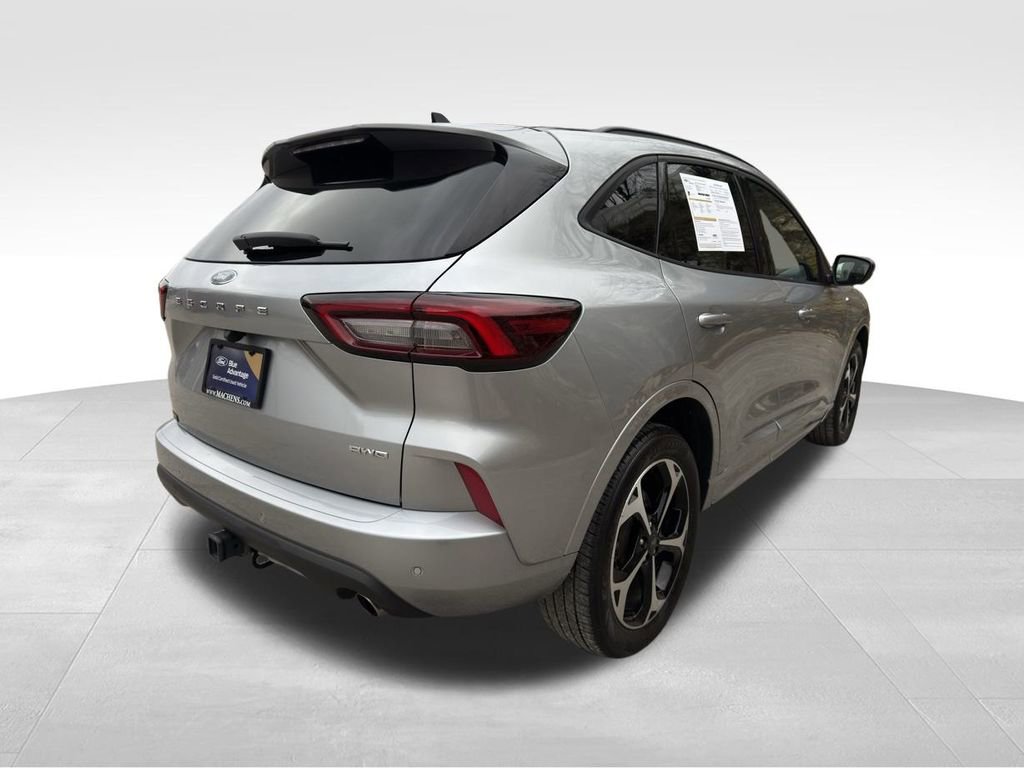 Certified 2023 Ford Escape ST-Line Select w/ Tech Pack #2 image 6