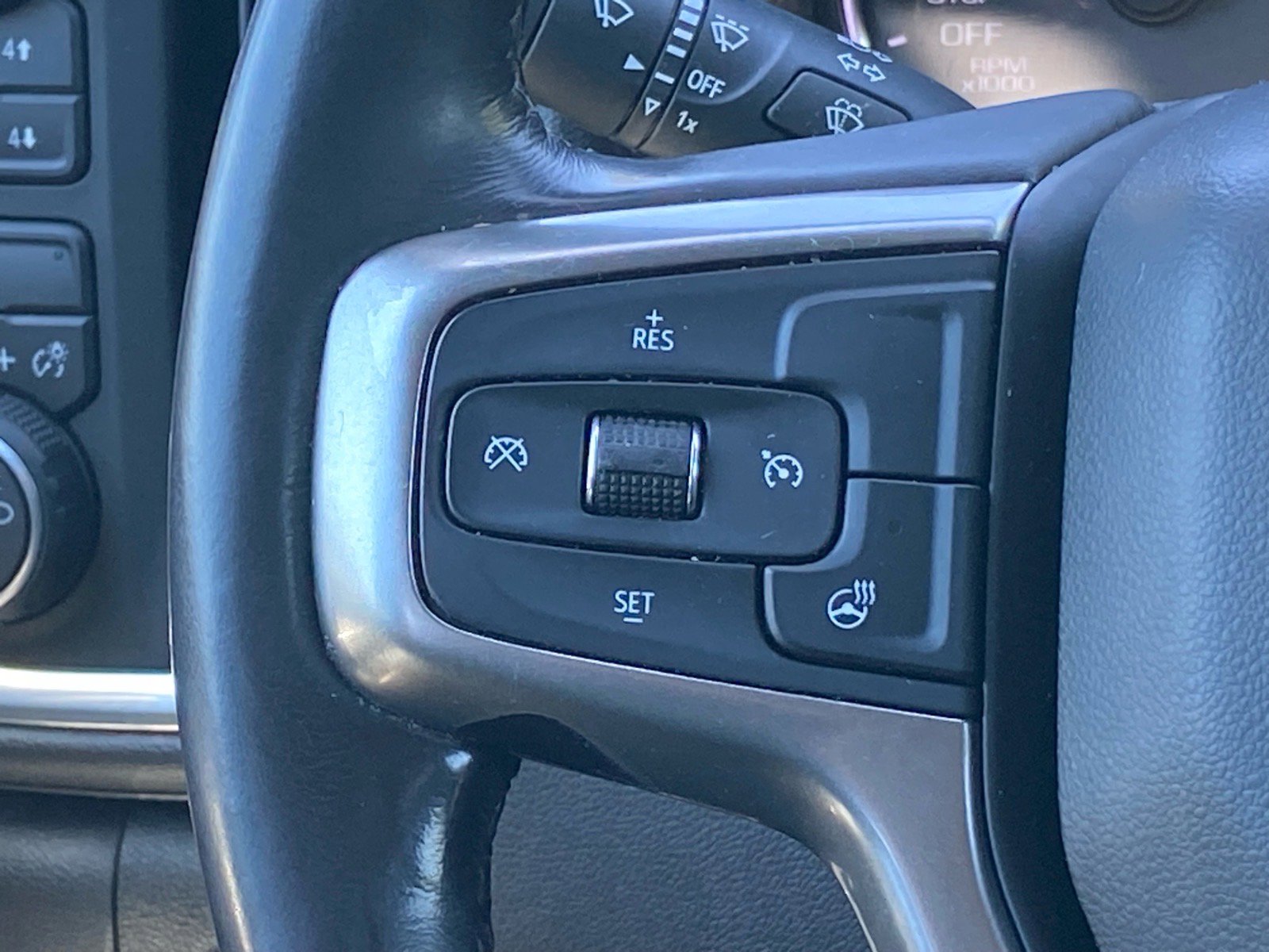 Used 2019 Chevrolet Silverado 1500 LT w/ All-Star Edition AWD/4WD image 11