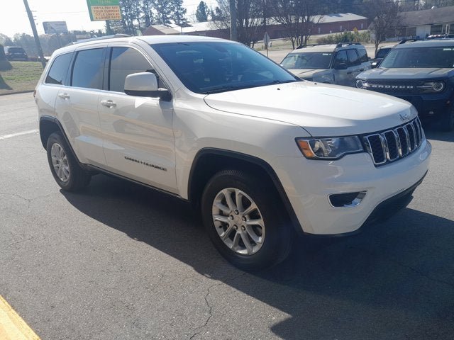 Used 2021 Jeep Grand Cherokee Laredo AWD/4WD image 4