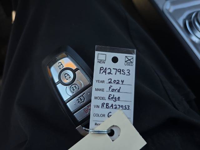 Certified 2024 Ford Edge SEL w/ Convenience Package AWD/4WD image 39