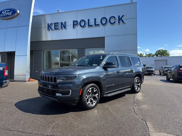 Used 2024 Jeep Wagoneer Series III image 2