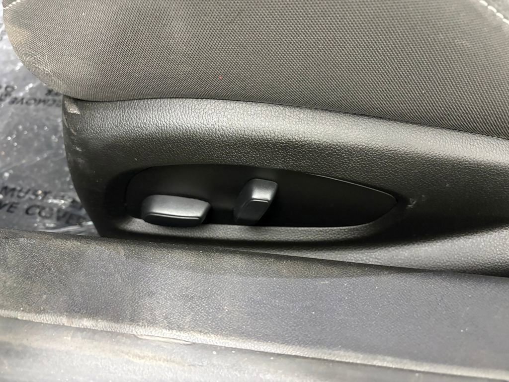 Used 2021 Chevrolet Camaro LS image 15