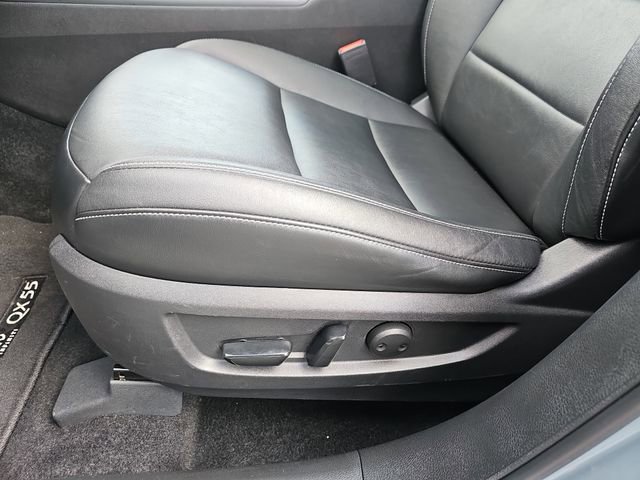 Used 2022 INFINITI QX55 Luxe w/ Cargo Package AWD/4WD image 19