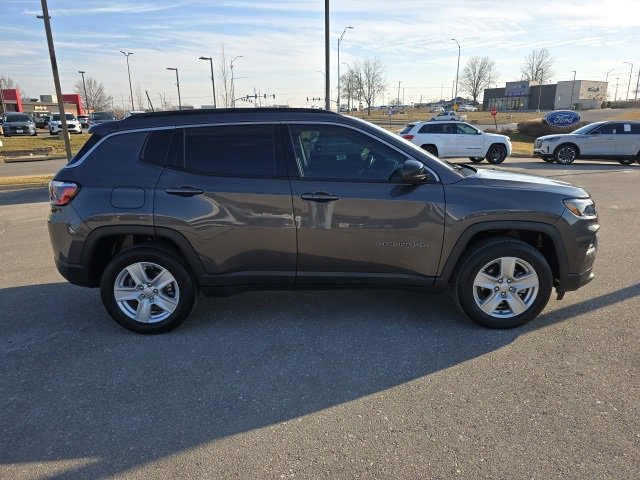 Used 2022 Jeep Compass Latitude w/ Convenience Group image 6