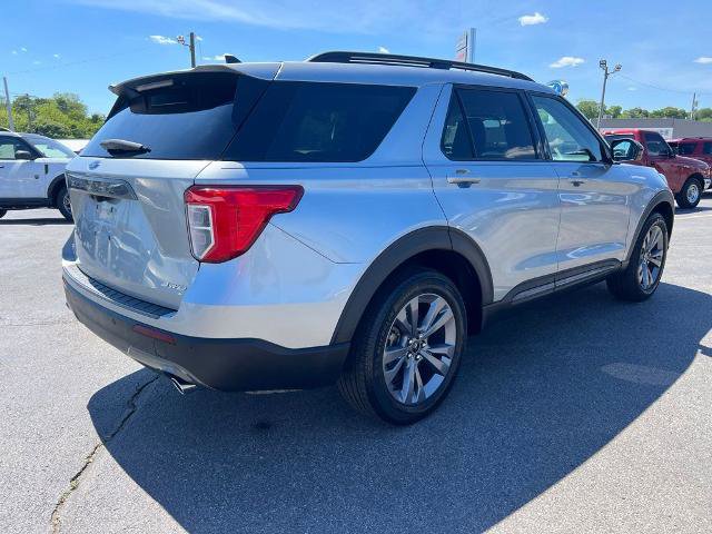 Certified 2023 Ford Explorer XLT w/ Equipment Group 202A AWD/4WD image 5