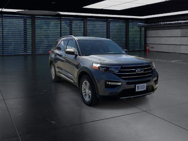 Certified 2023 Ford Explorer XLT w/ Equipment Group 202A image 9