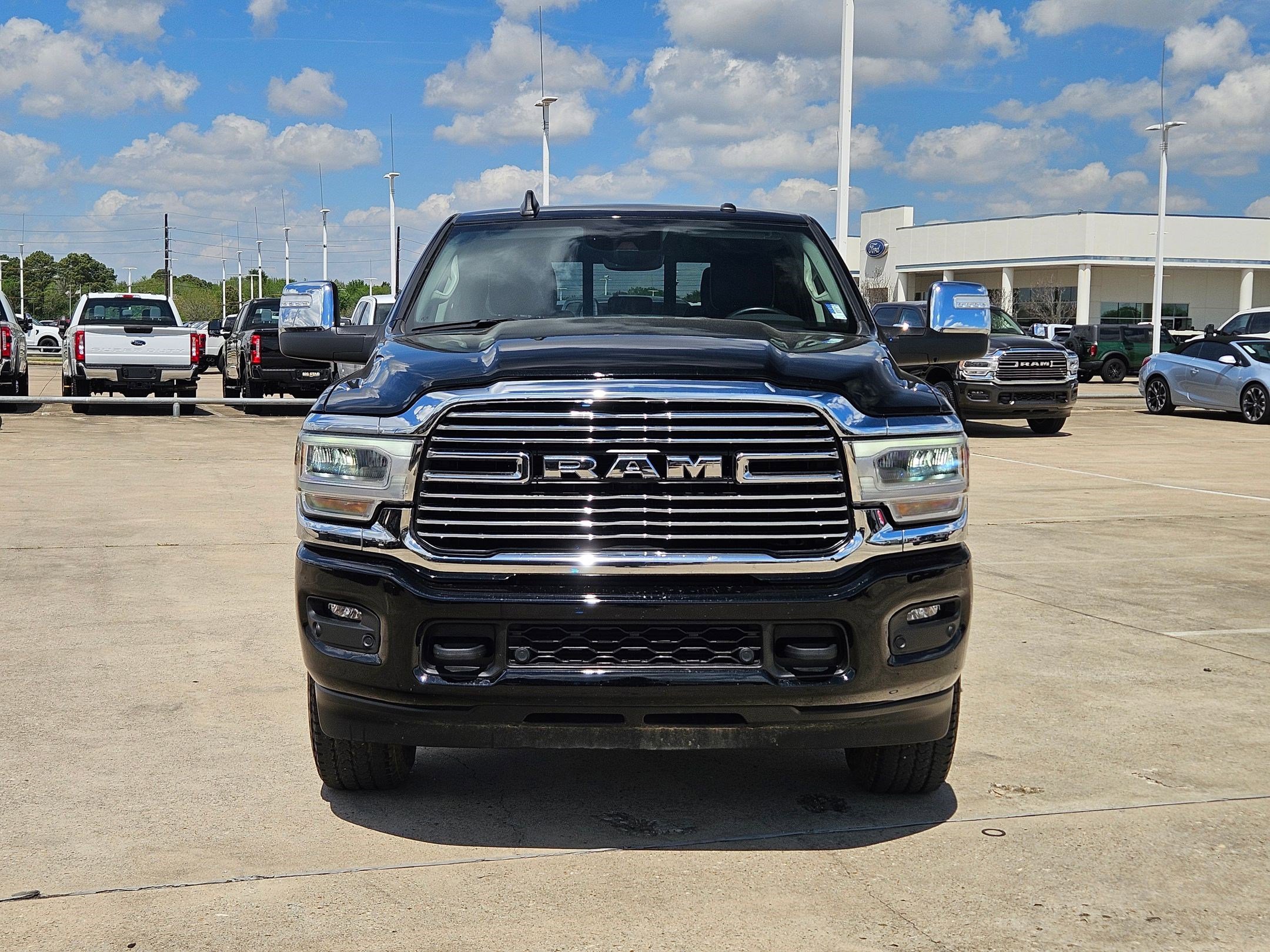 Used 2024 RAM 2500 Laramie w/ Safety Group AWD/4WD image 11