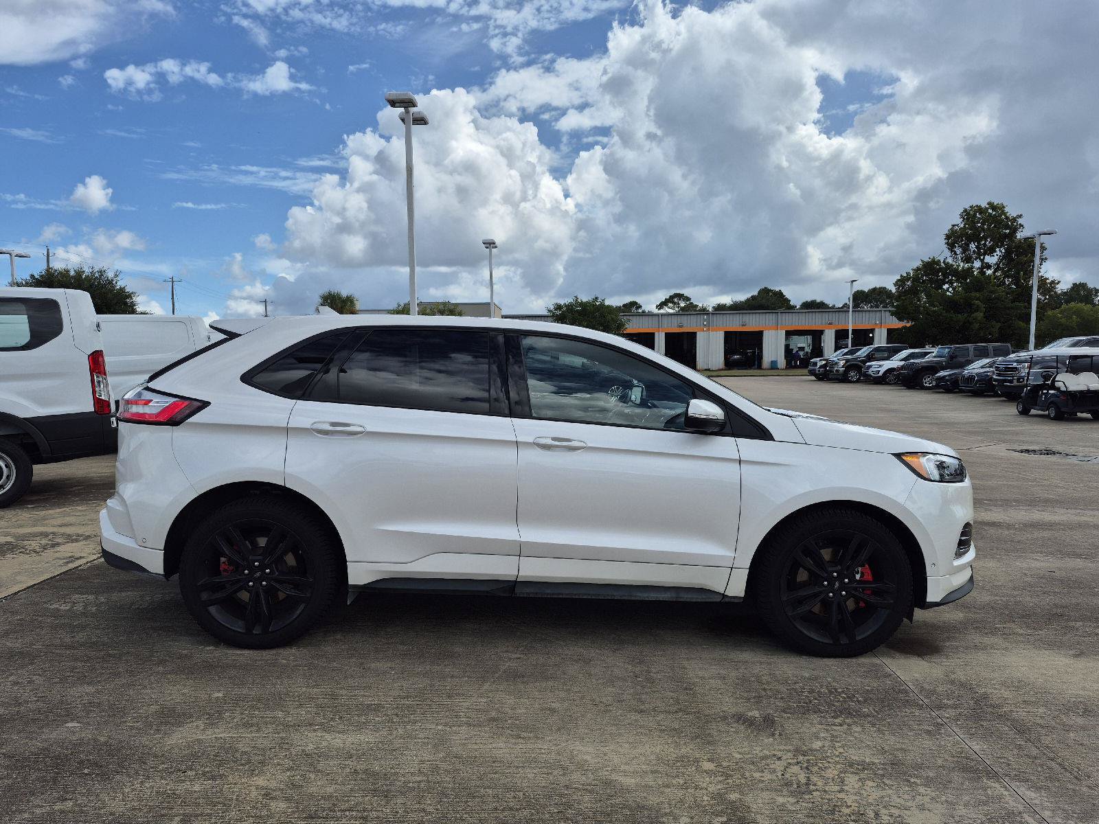 Certified 2019 Ford Edge ST w/ Equipment Group 401A AWD/4WD image 17
