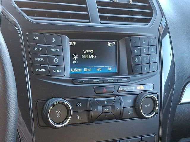 Certified 2019 Ford Explorer XLT w/ Class III Trailer Tow Package image 25