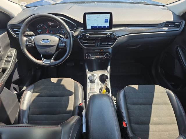 Certified 2022 Ford Escape SEL w/ SEL Stealth AWD Package image 28