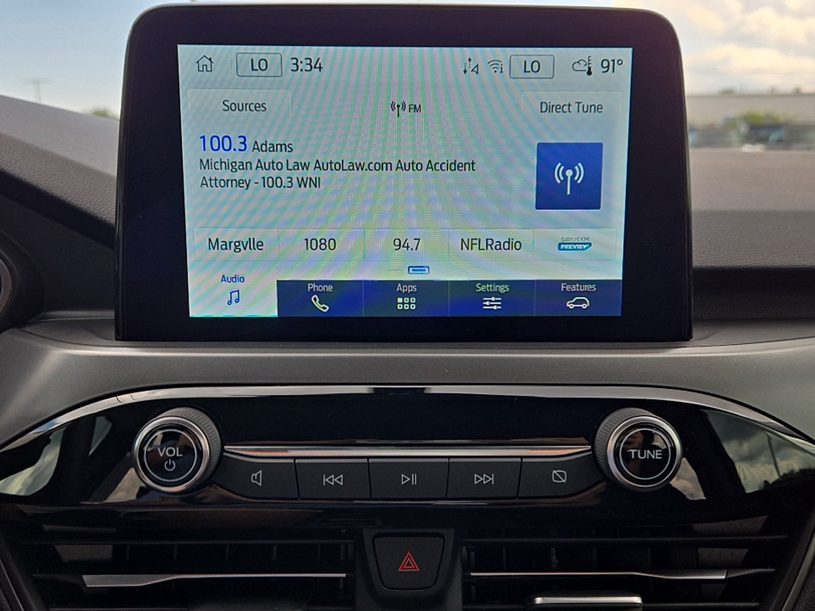 Certified 2024 Ford Escape Active AWD/4WD image 17