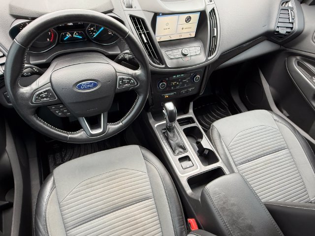 Certified 2019 Ford Escape SE FWD image 34