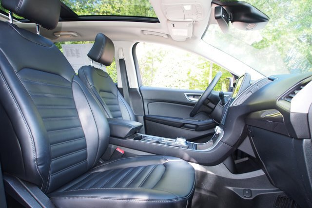 Certified 2024 Ford Edge SEL w/ Convenience Package AWD/4WD image 11