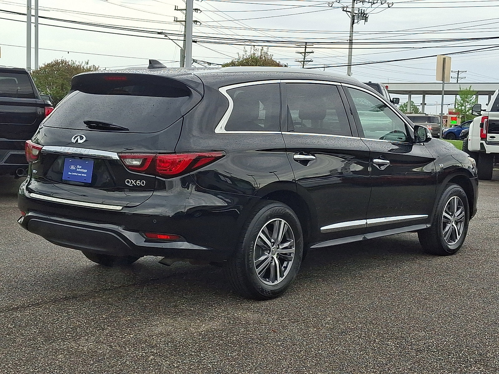 Used 2020 INFINITI QX60 Luxe w/ Essential Package image 8