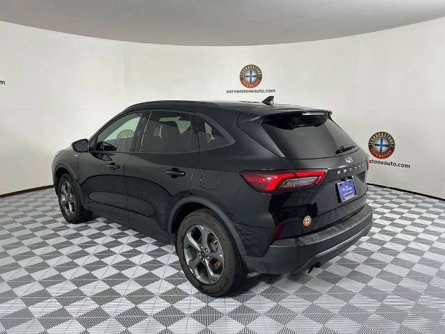 Certified 2025 Ford Escape ST-Line Select AWD/4WD image 18