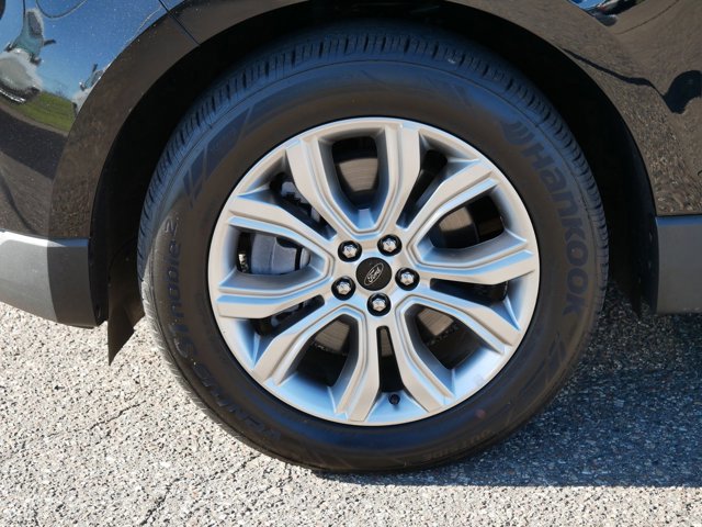 Certified 2024 Ford Edge Titanium image 10