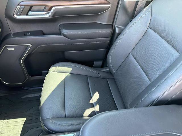 Used 2023 GMC Sierra 1500 SLT w/ SLT Premium Package RWD image 19