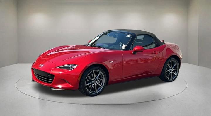 Used 2017 MAZDA MX-5 Miata Grand Touring image 4