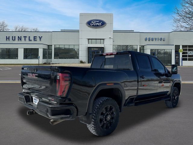 Used 2024 GMC Sierra 2500 AT4 w/ AT4 Premium Plus Package AWD/4WD image 4