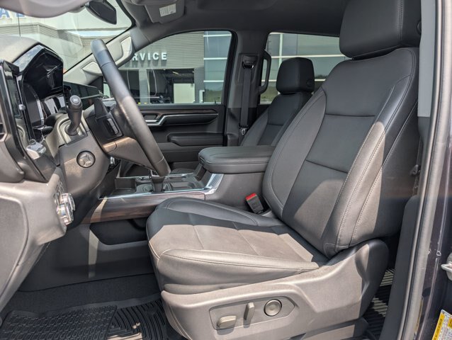 Used 2024 GMC Sierra 1500 SLT w/ SLT Premium Plus Package AWD/4WD image 13