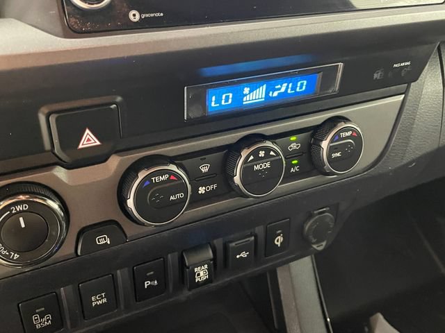Used 2021 Toyota Tacoma TRD Off-Road w/ Technology Package AWD/4WD image 9