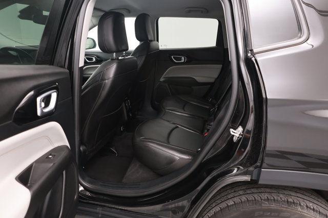 Used 2022 Jeep Compass Limited AWD/4WD image 24